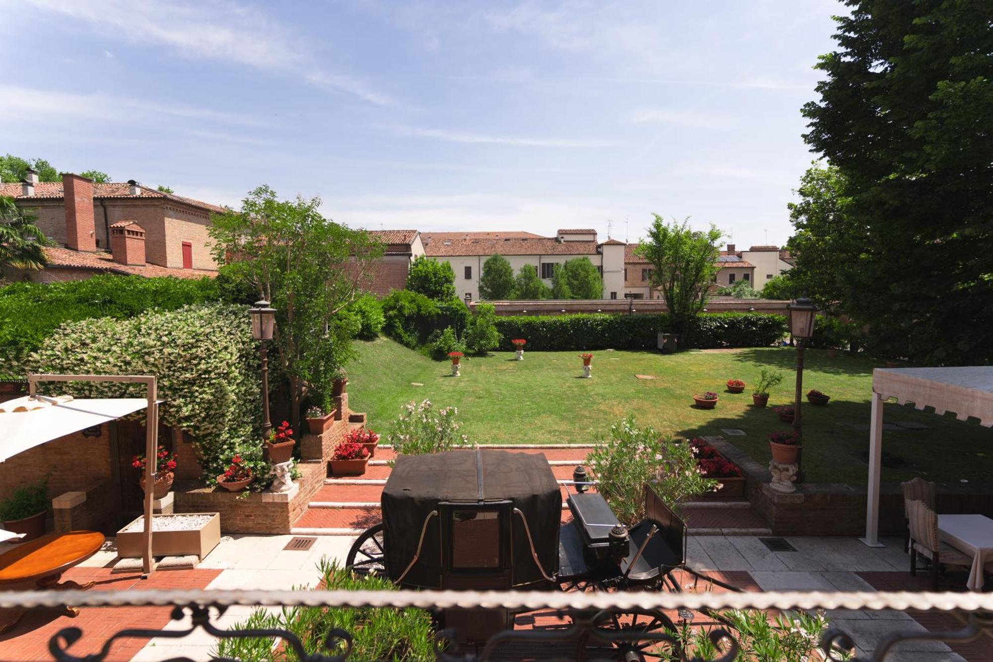 Duchessa Isabella Hotel&SPA Ferrara Esterno foto