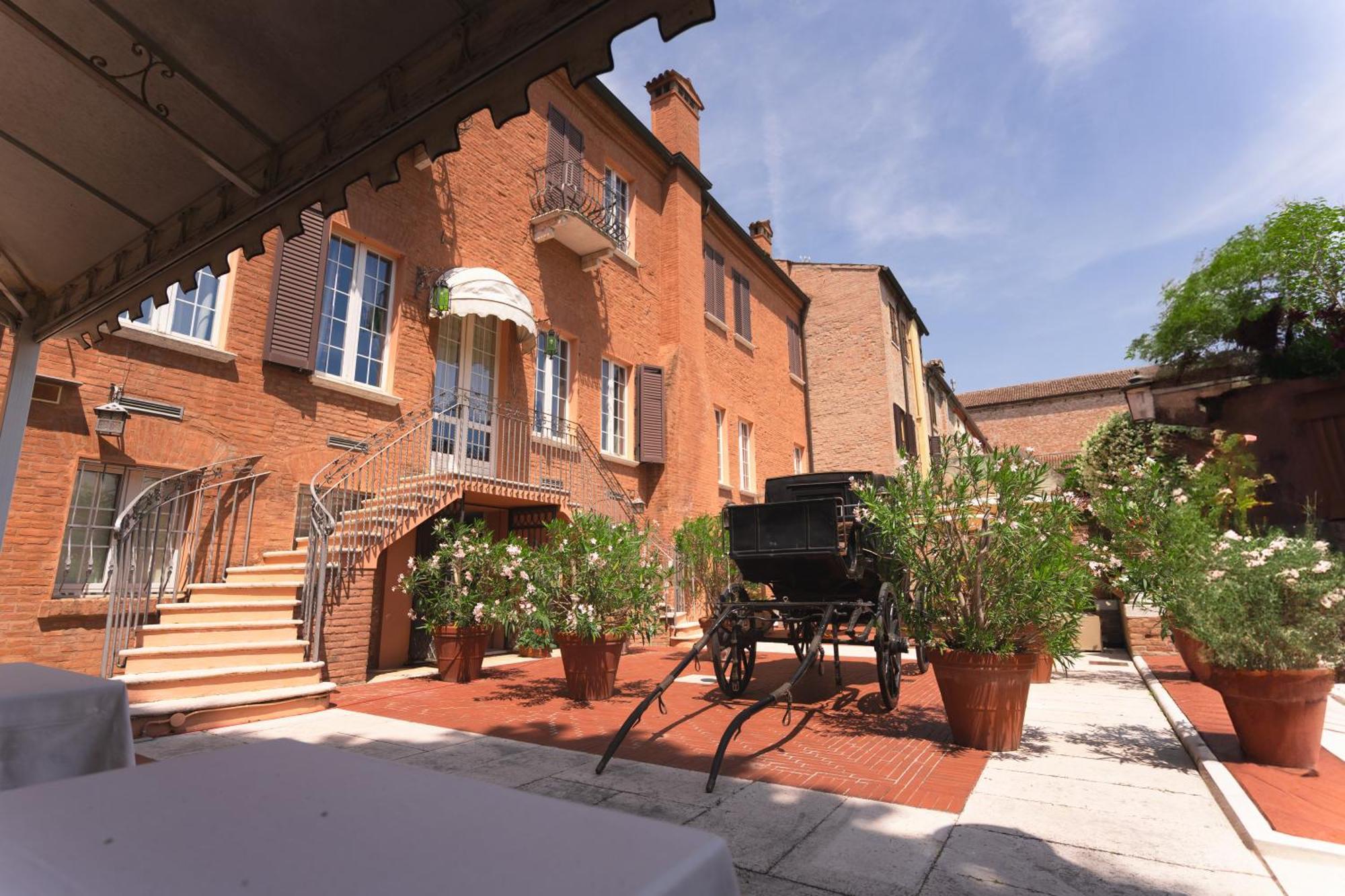 Duchessa Isabella Hotel&SPA Ferrara Esterno foto