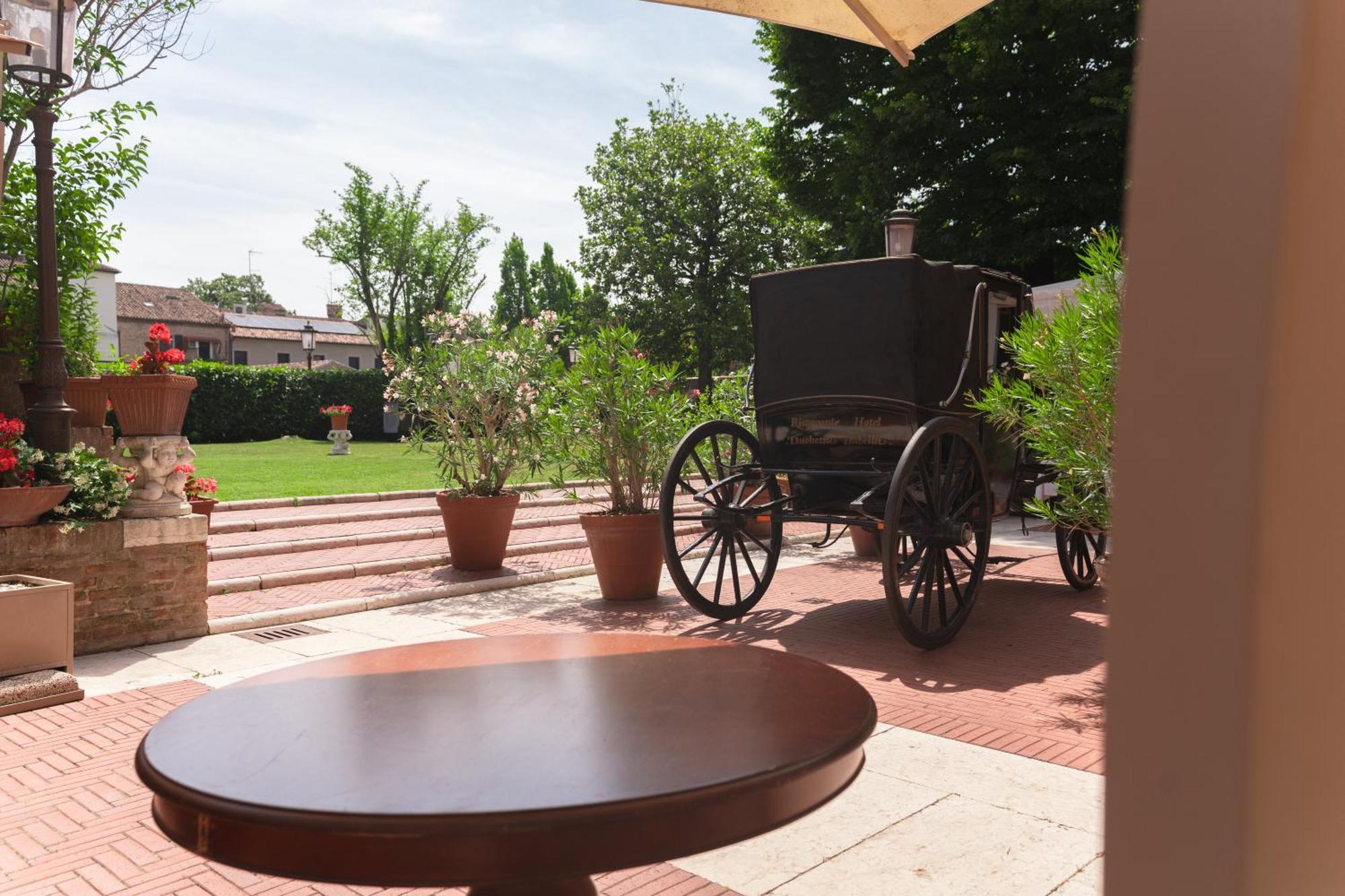 Duchessa Isabella Hotel&SPA Ferrara Esterno foto