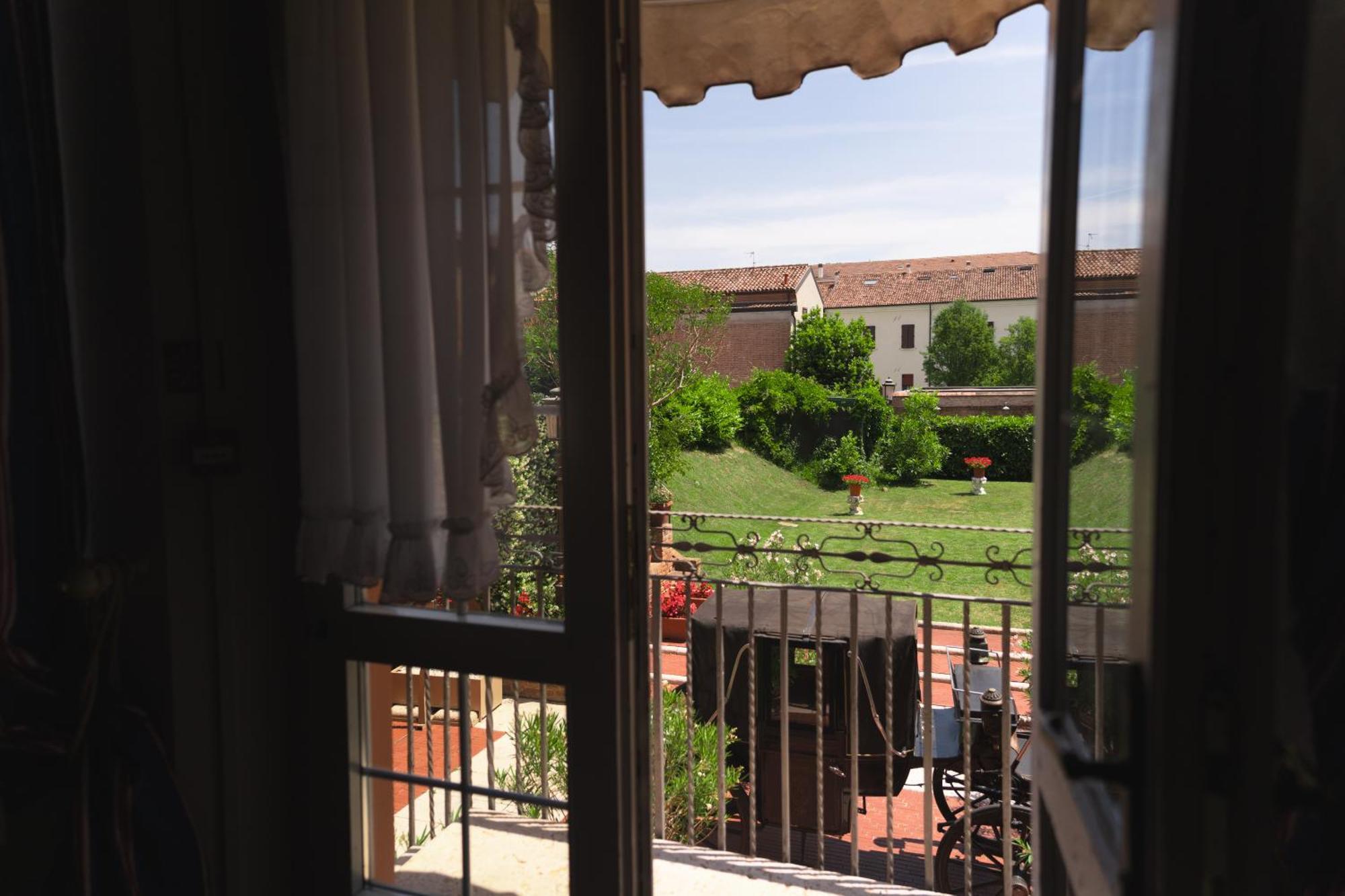 Duchessa Isabella Hotel&SPA Ferrara Esterno foto